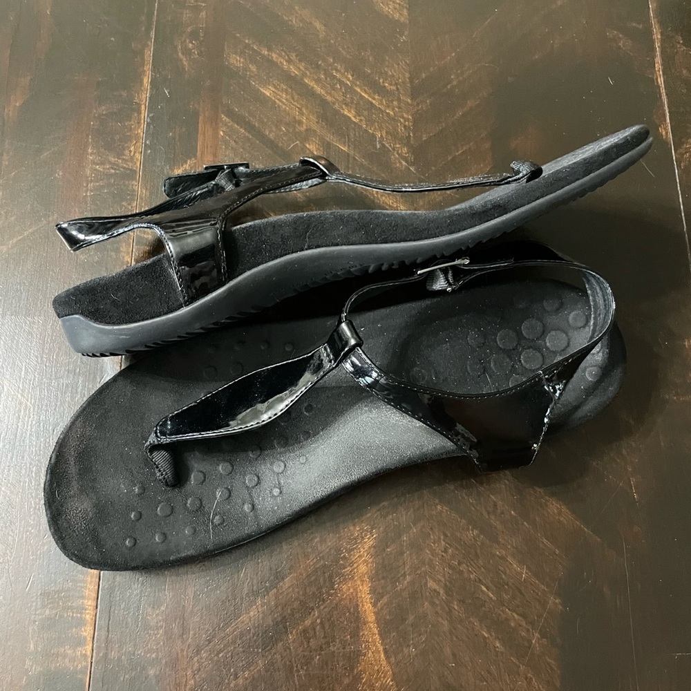 Vionic sandals - Picture 2 of 3